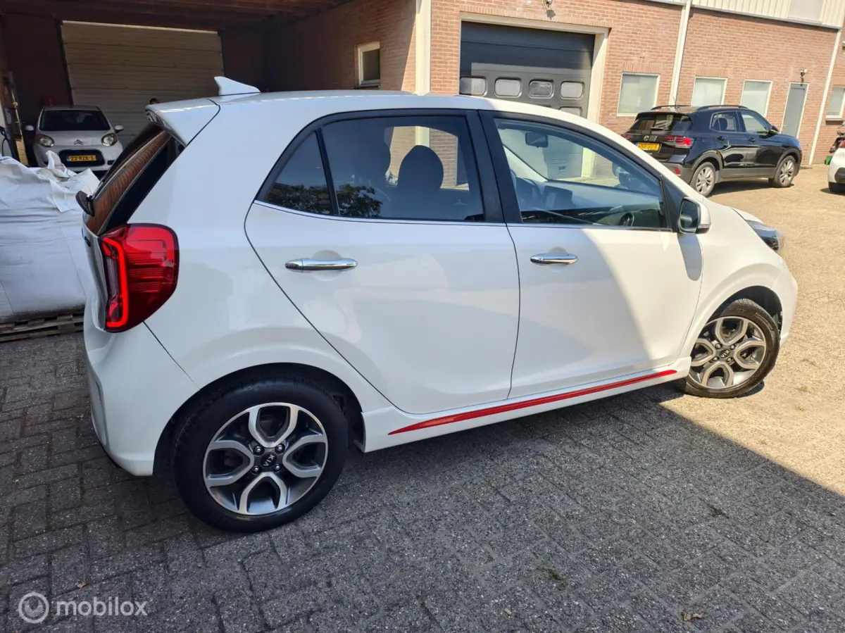 1.0 GT-Line apple CarPlay, climate, lage km