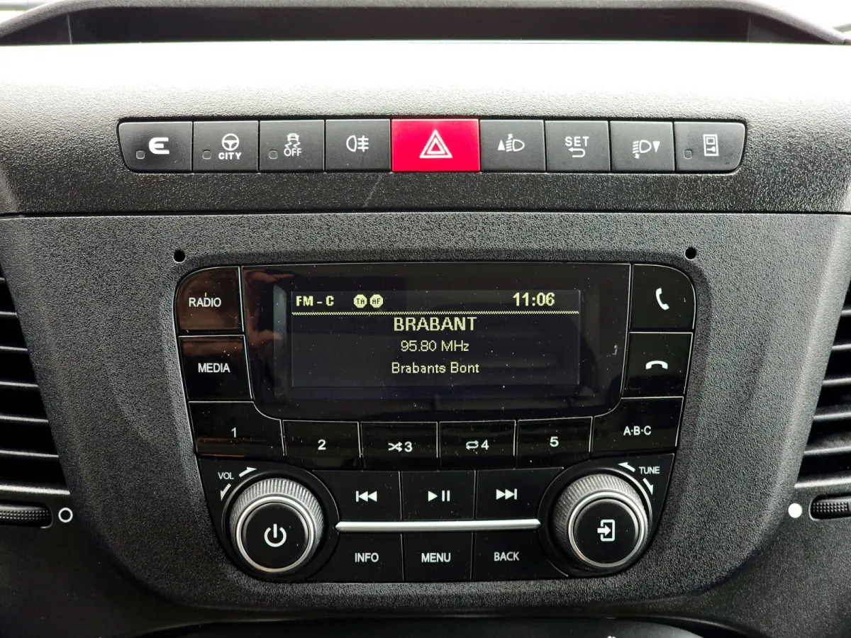 35S14V 352L H2 - Euro 6 - 140 Pk - Dubbel Lucht - Airco - Cruise Control