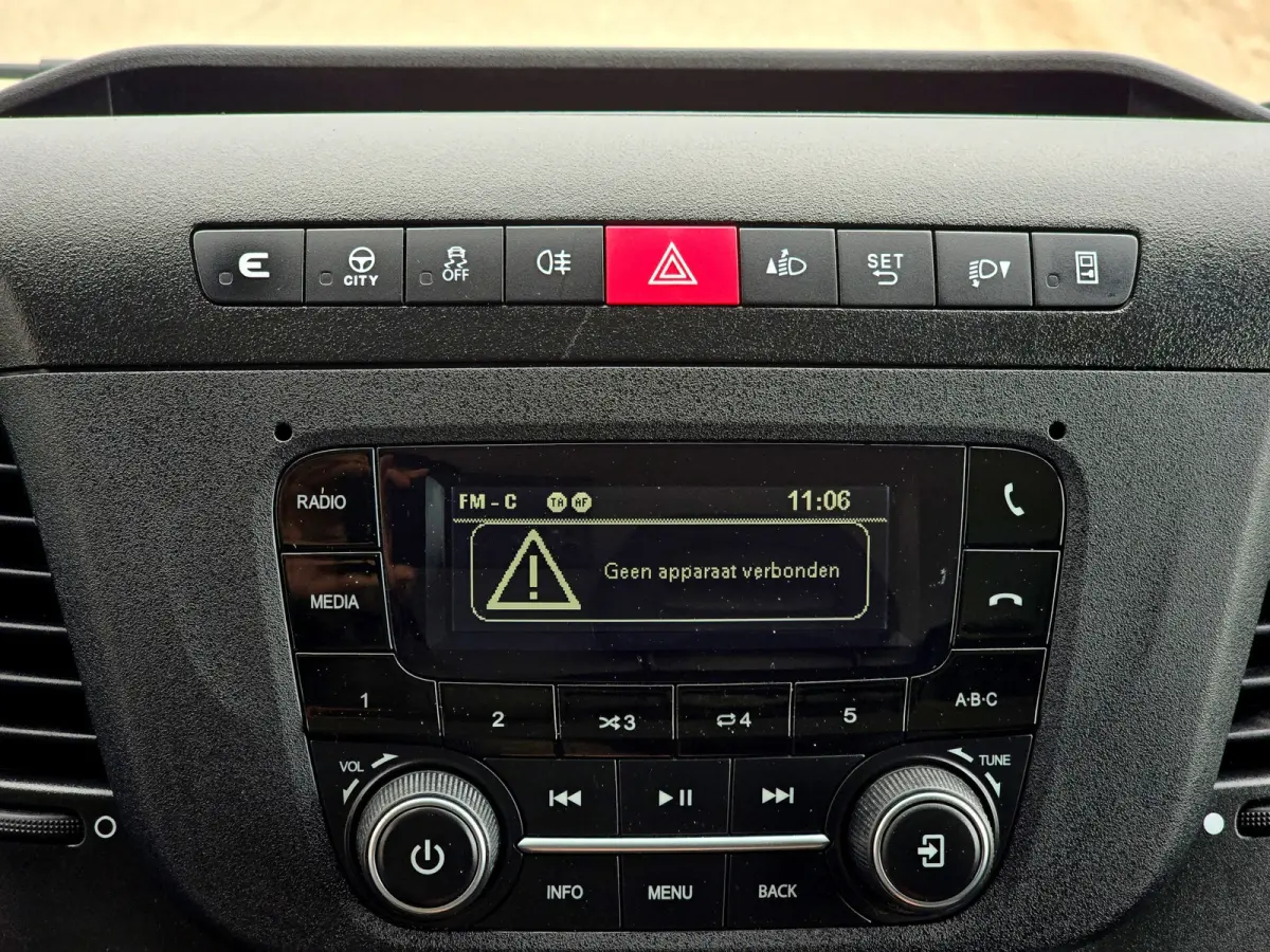 35S14V 352L H2 - Euro 6 - 140 Pk - Dubbel Lucht - Airco - Cruise Control