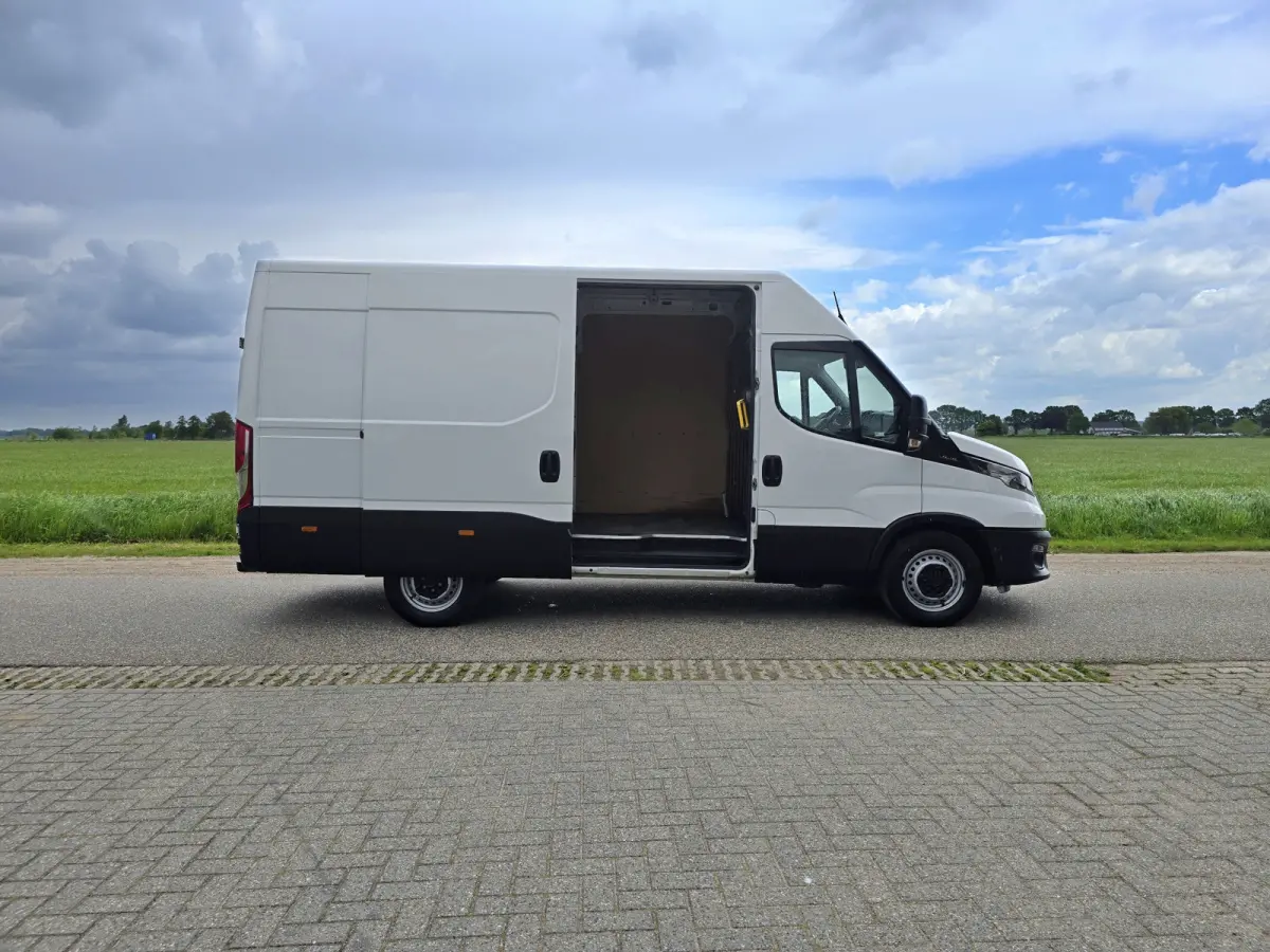 35S14V 352L H2 - Euro 6 - 140 Pk - Dubbel Lucht - Airco - Cruise Control