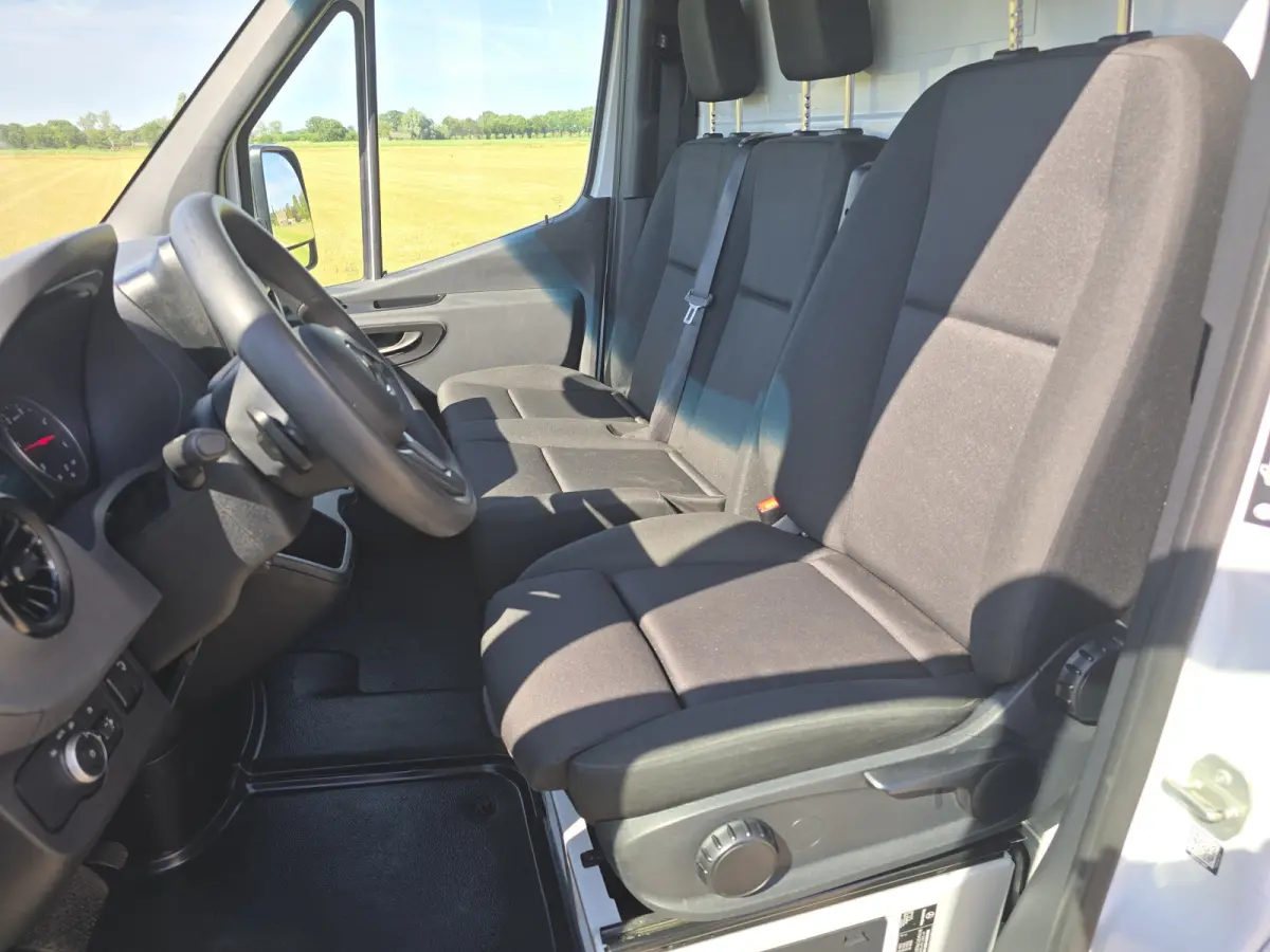 515 CDI Bakwagen + Laadklep - AUTOMAAT - Euro 6 - 150 Pk - Airco - Cruise Control