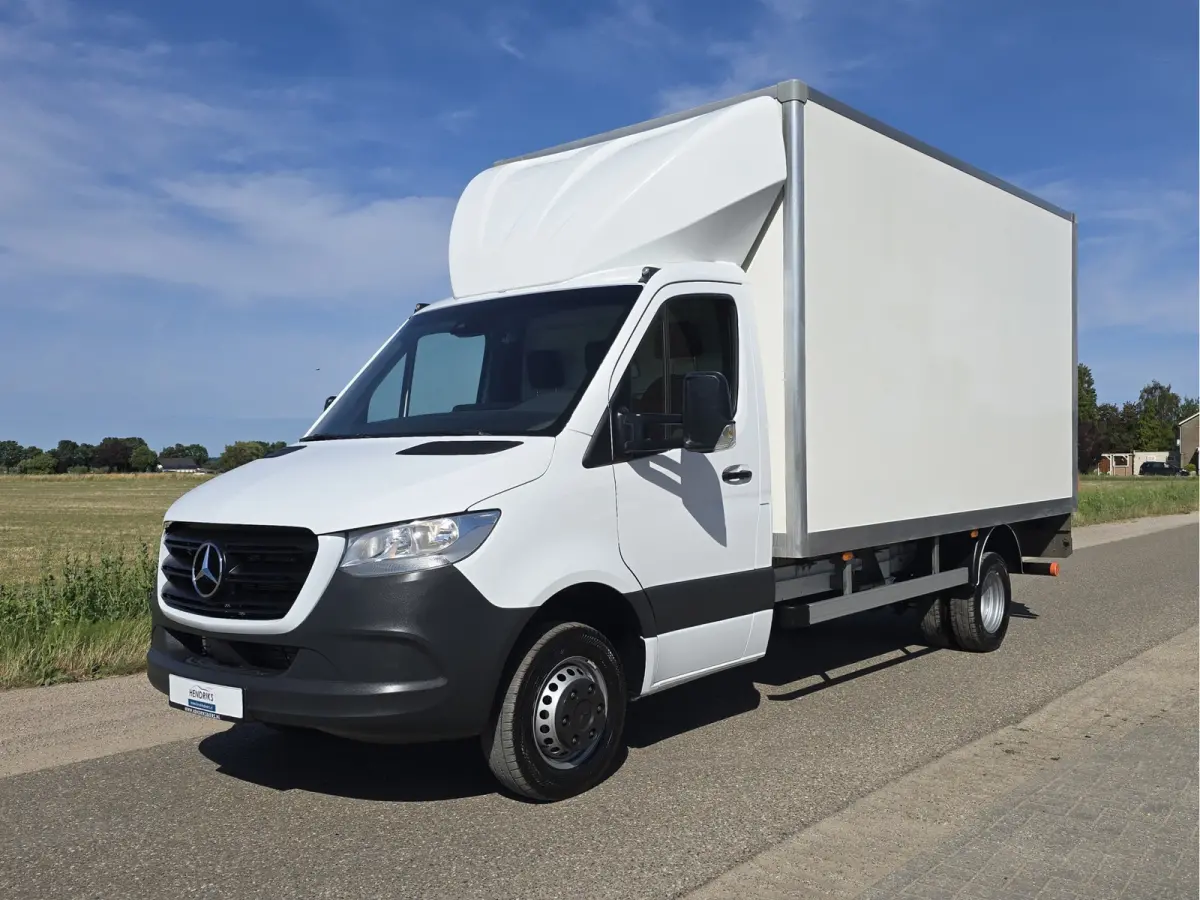 515 CDI Bakwagen + Laadklep - AUTOMAAT - Euro 6 - 150 Pk - Airco - Cruise Control