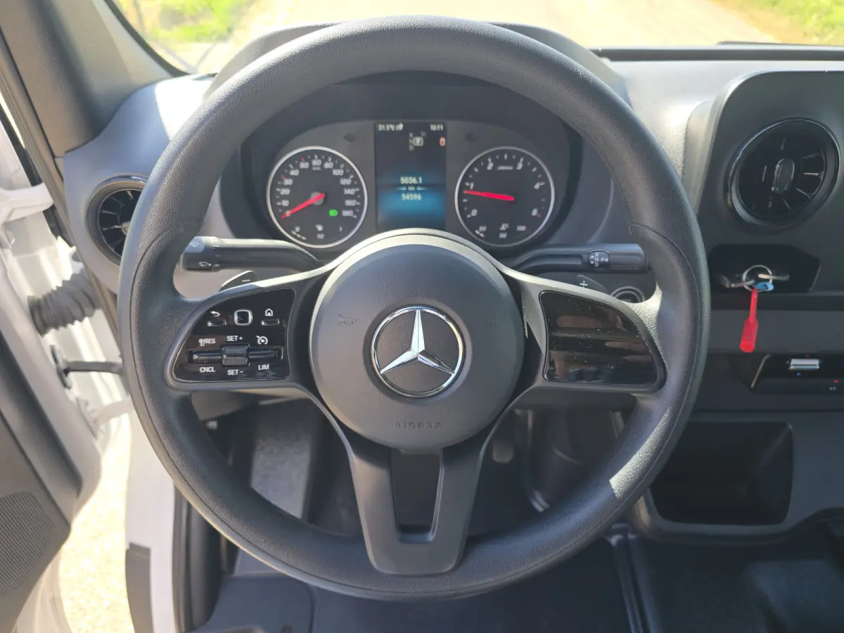 515 CDI Bakwagen + Laadklep - AUTOMAAT - Euro 6 - 150 Pk - Airco - Cruise Control