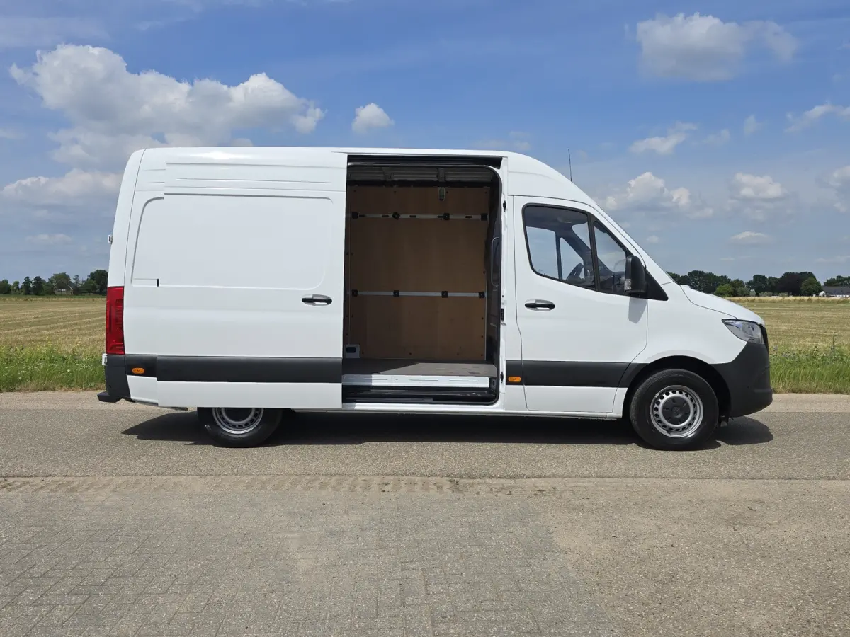 315 1.9 CDI L2 H2 RWD - 150 Pk - Euro 6 - AUTOMAAT - MBUX - ParkeerCamera -