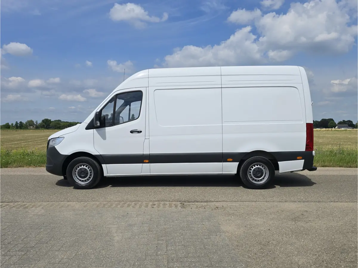 315 1.9 CDI L2 H2 RWD - 150 Pk - Euro 6 - AUTOMAAT - MBUX - ParkeerCamera -