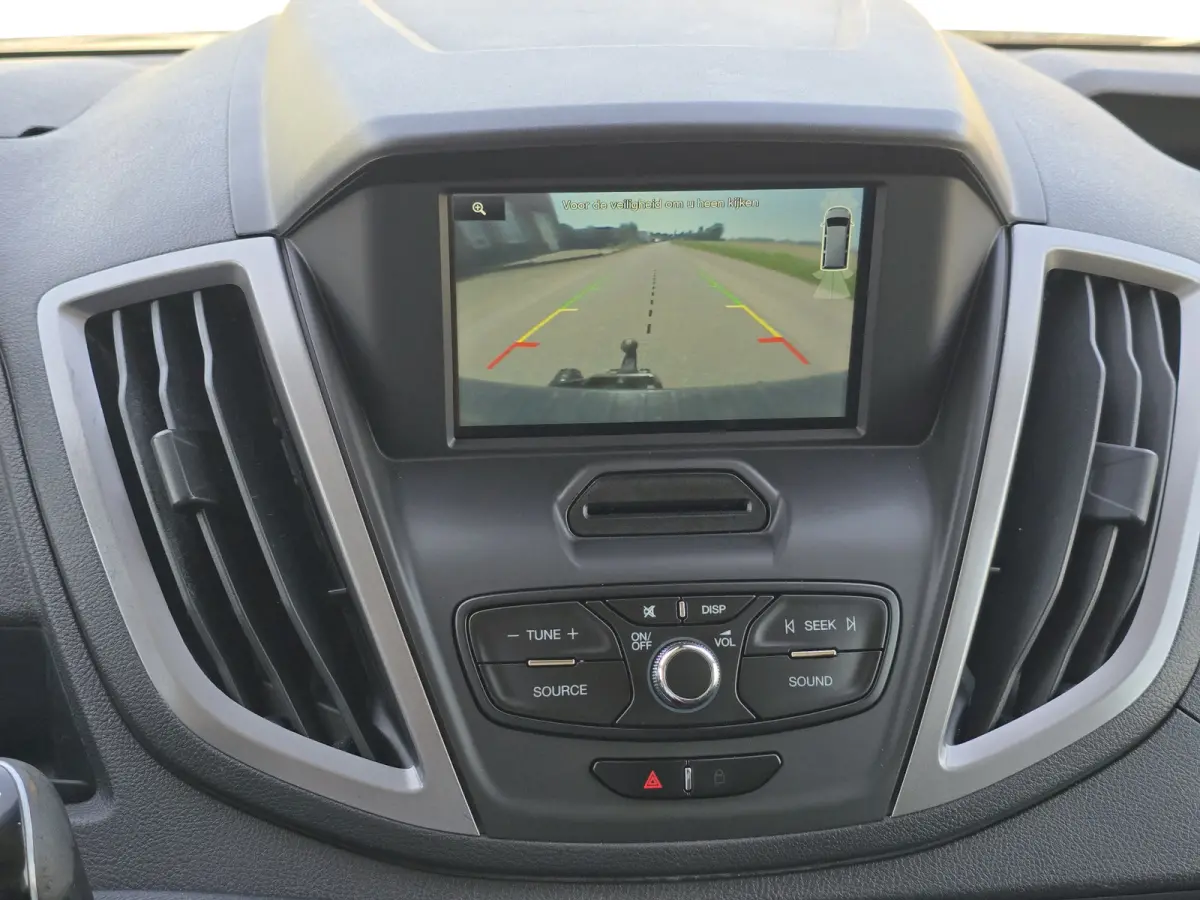 350 2.0 TDCI L4 H3 Trend - Euro 6 - 130 Pk - ParkeerCamera - Airco - Cruise Control