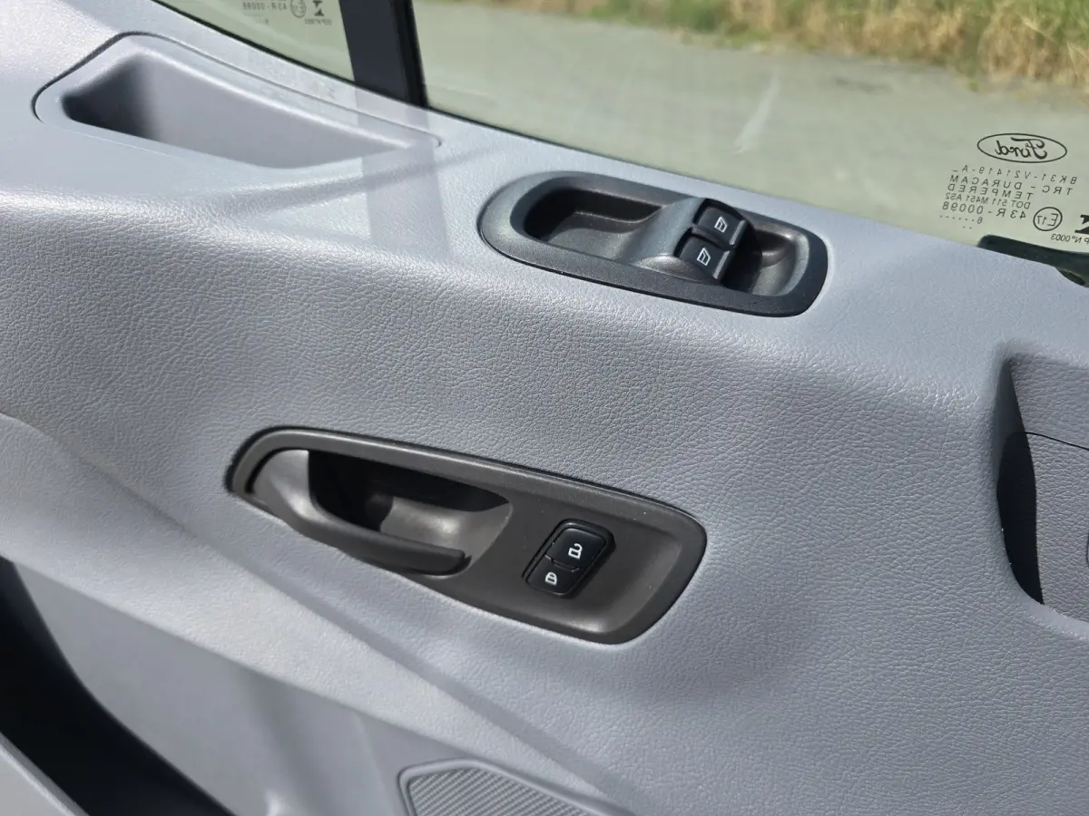 350 2.0 TDCI L4 H3 Trend - Euro 6 - 130 Pk - ParkeerCamera - Airco - Cruise Control
