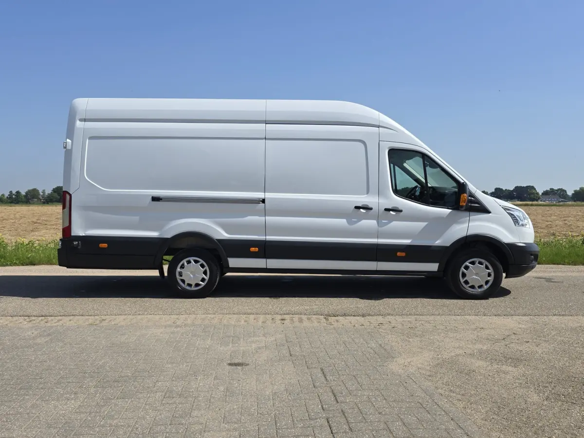 350 2.0 TDCI L4 H3 Trend - Euro 6 - 130 Pk - ParkeerCamera - Airco - Cruise Control