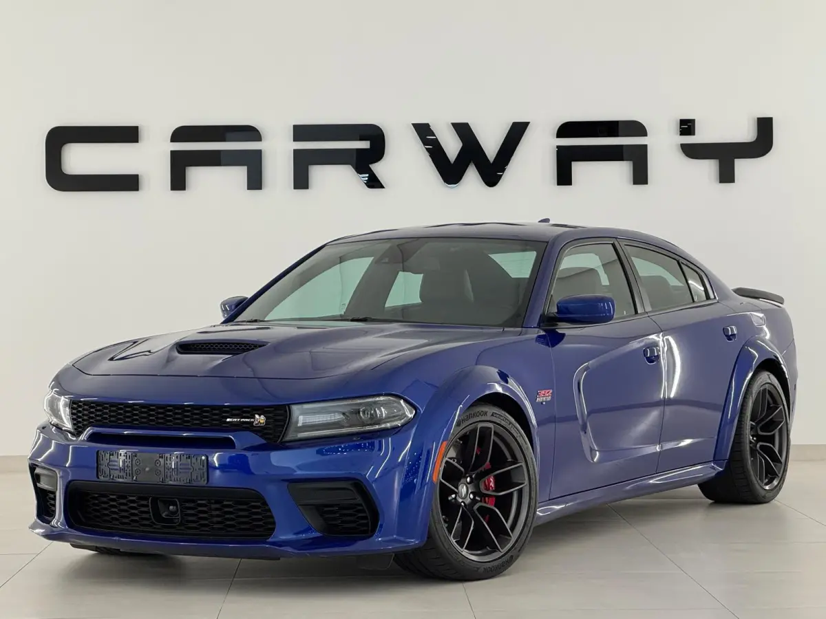 6.4 V8 392 SRT Scat Pack Widebody