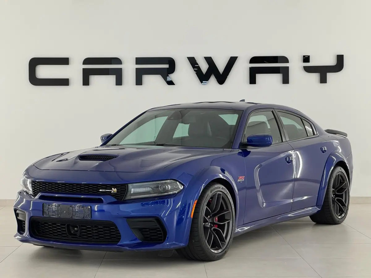 6.4 V8 392 SRT Scat Pack Widebody