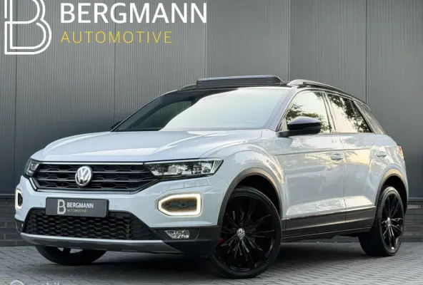 1.5 TSI Black|Virtual|Carplay|camera|Pano