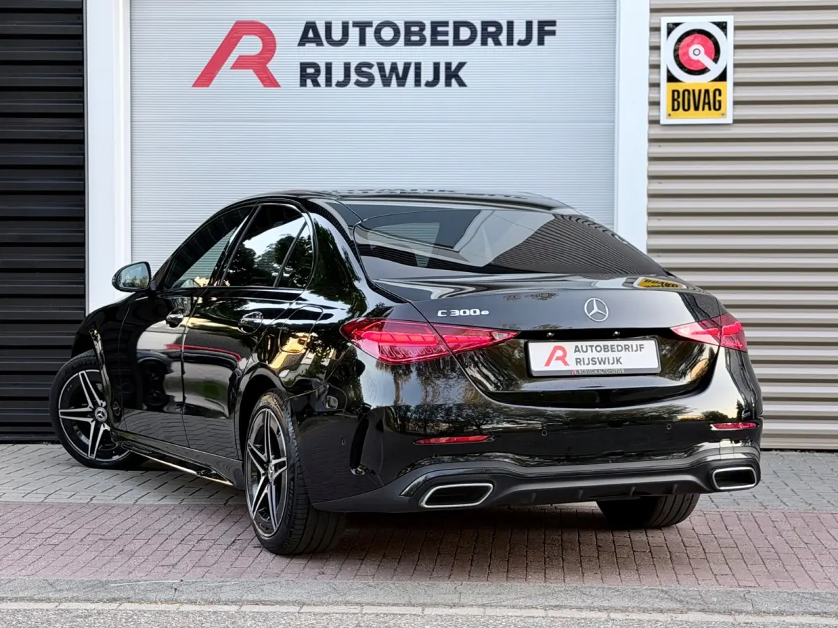 300 e AMG Line Camera/Trekhaak/Blindspot