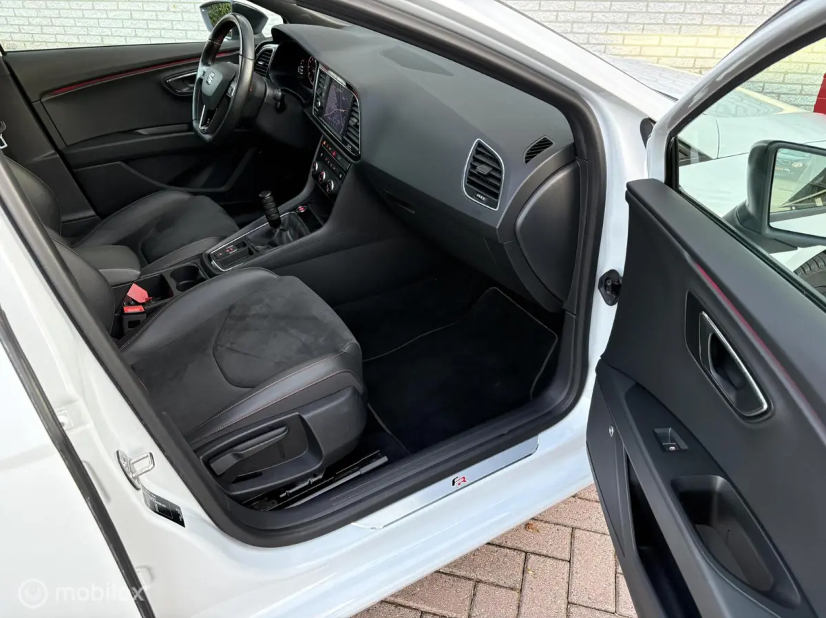 1.5 TSI FR PANODAK/NAVI/BEATS AUDIO