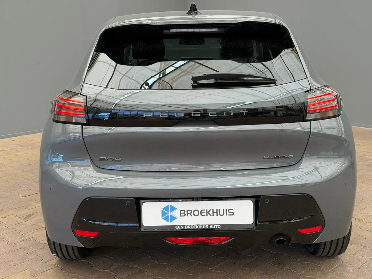 Allure | Elektrische parkeerrem | Extra getinte achterste zijruiten en achterruit | Extra getinte achterste zijruiten en achterruit