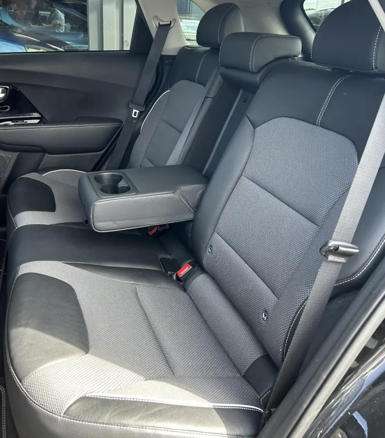 DynamicPlusLine 64 kWh | SOH 100% | 3 Fase | 1e Eigenaar! | NL AUTO | BTW AUTO (PRIJS INCLUSIEF BTW) | PANO | Achteruitrijcamera | Stoelverwarming | Stuurverwarming | 07-2026 Nieuwe Koeling 