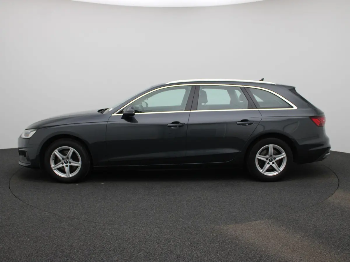 2.0 30 TDI S tronic Business Ed AUTOMAAT | LEDER | VIRTUEEL | CLIMA | CRUISE | STOELVERWARMING | ELEKTRISCHE KOFFERKLEP | LED | DAB | LMV | PDC | 12 MAANDEN BOVAG GARANTIE |