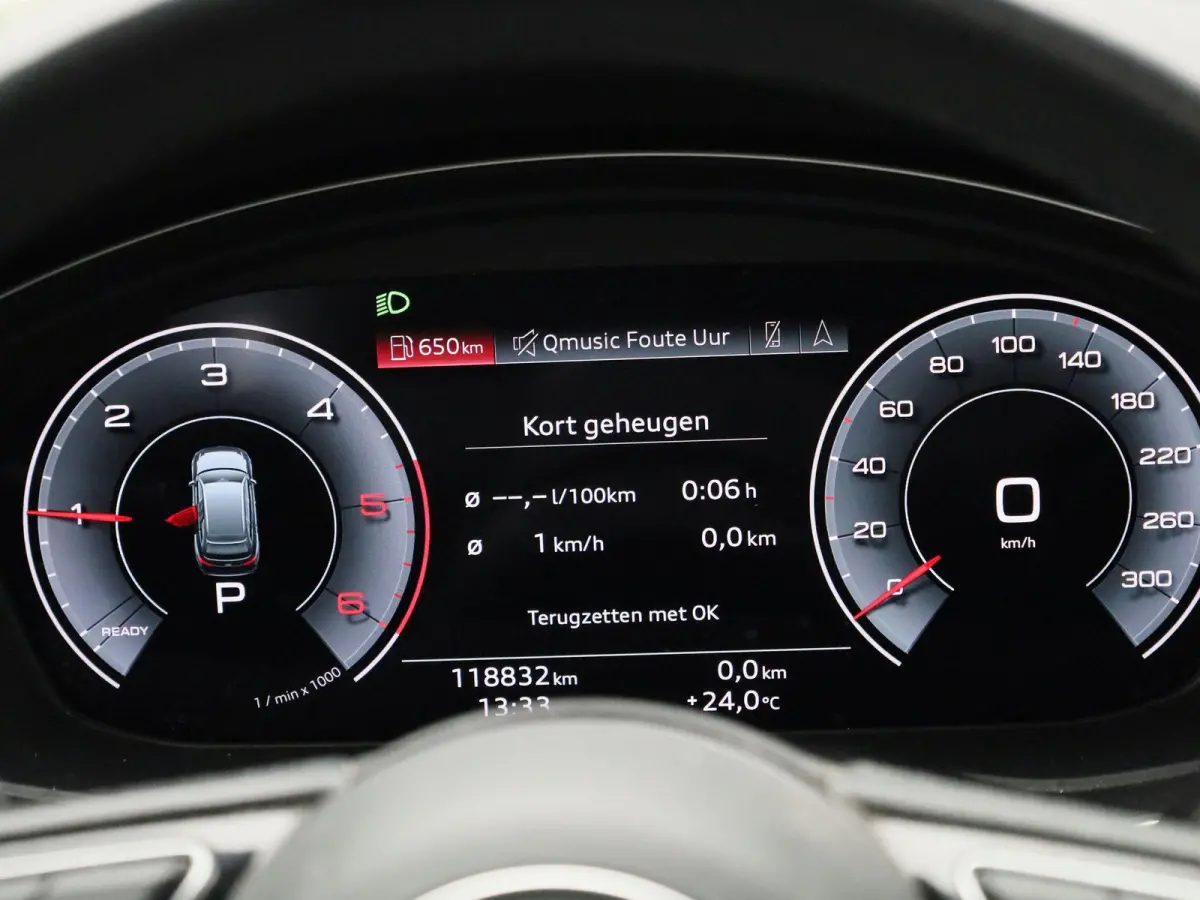2.0 30 TDI S tronic Business Ed AUTOMAAT | LEDER | VIRTUEEL | CLIMA | CRUISE | STOELVERWARMING | ELEKTRISCHE KOFFERKLEP | LED | DAB | LMV | PDC | 12 MAANDEN BOVAG GARANTIE |