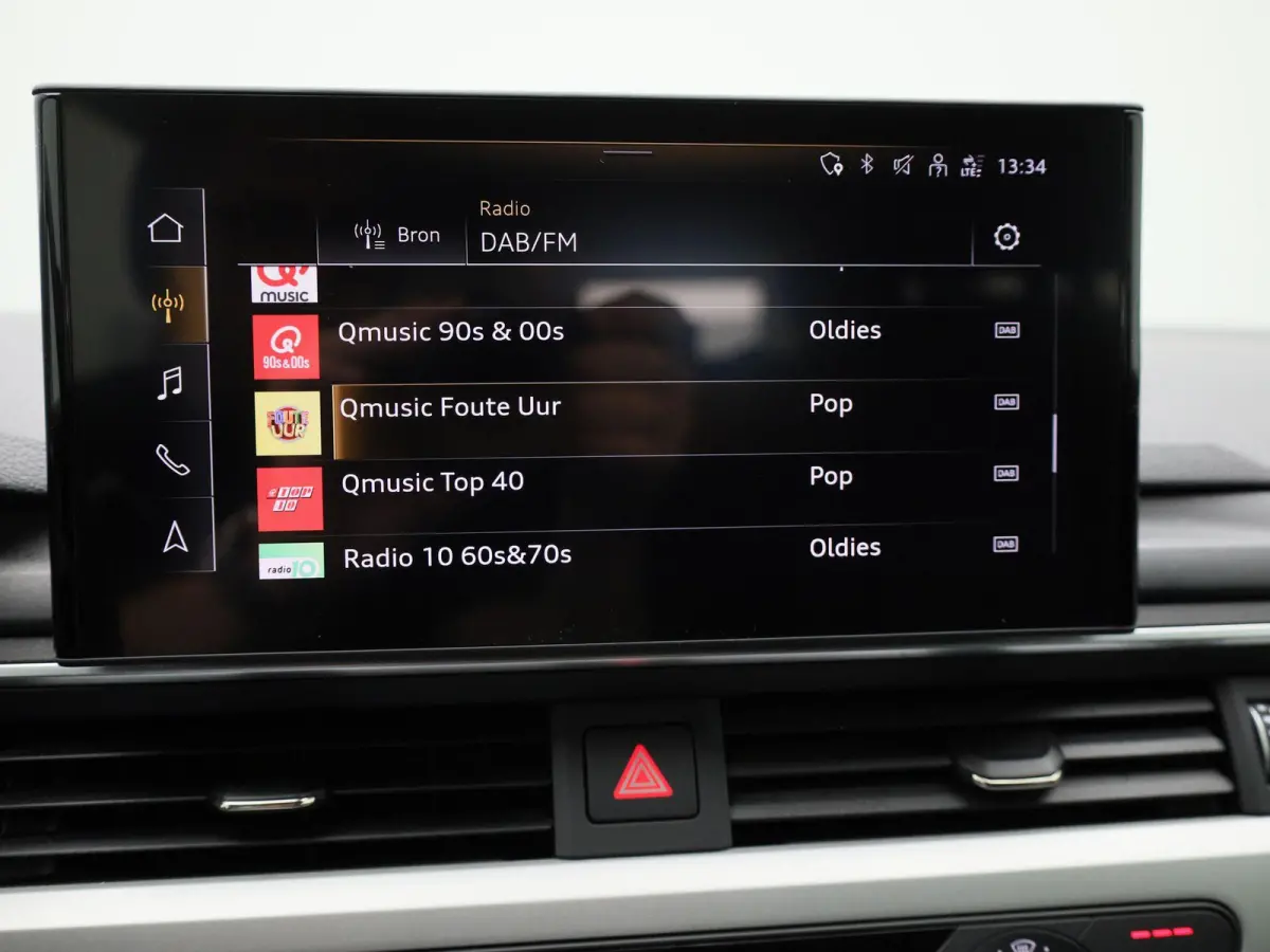 2.0 30 TDI S tronic Business Ed AUTOMAAT | LEDER | VIRTUEEL | CLIMA | CRUISE | STOELVERWARMING | ELEKTRISCHE KOFFERKLEP | LED | DAB | LMV | PDC | 12 MAANDEN BOVAG GARANTIE |
