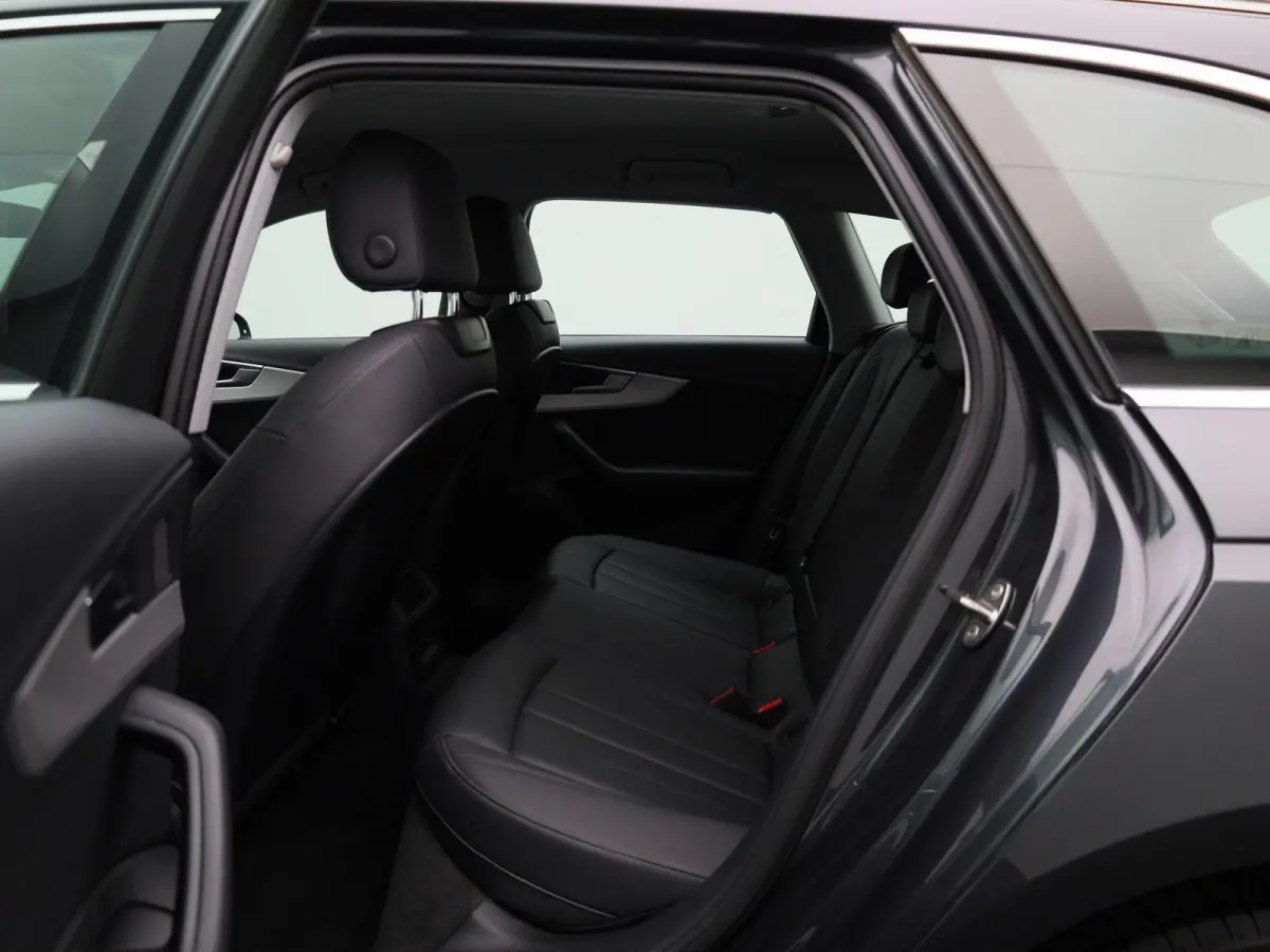 2.0 30 TDI S tronic Business Ed AUTOMAAT | LEDER | VIRTUEEL | CLIMA | CRUISE | STOELVERWARMING | ELEKTRISCHE KOFFERKLEP | LED | DAB | LMV | PDC | 12 MAANDEN BOVAG GARANTIE |
