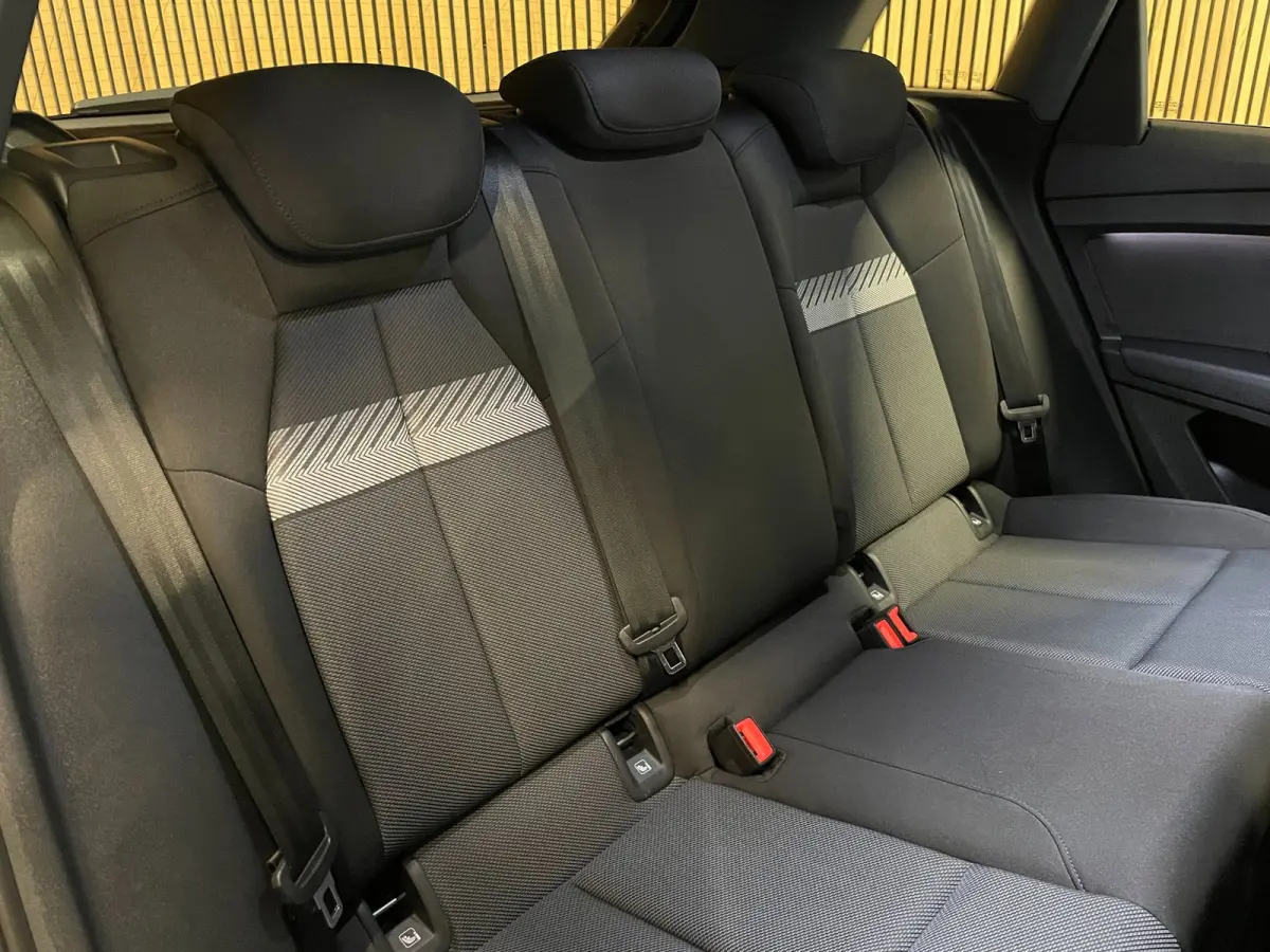 40 Advanced edition 77 kWh|88%SOH|20''LMV|ACC|APPLE CARPLAY|STOELVERWARMING|NAVIGATIE|NL-AUTO|NAP|1e EIG|INCL. BTW|