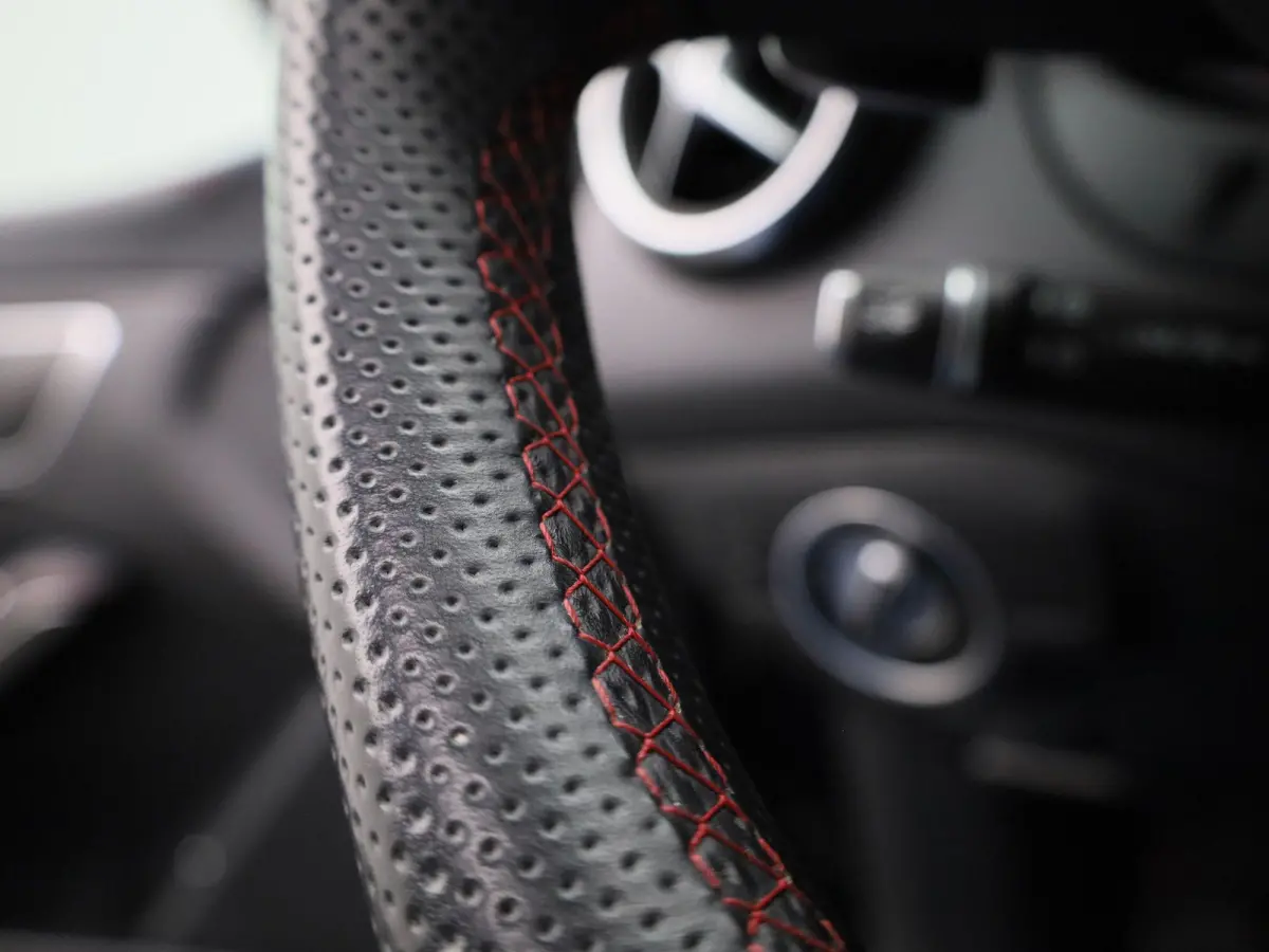250 Sport 4MATIC Prestige AUTOMAAT | PANO | AMG | NAVIGATIE | CAMERA | CLIMA | CRUISE | LMV | LED | LEDER | PDC | 12 MAANDEN BOVAG GARANTIE |
