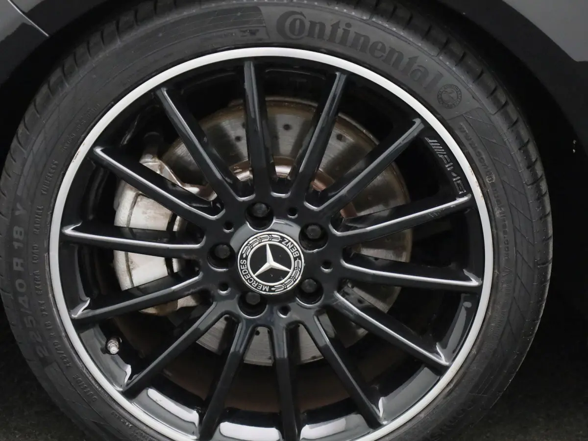 250 Sport 4MATIC Prestige AUTOMAAT | PANO | AMG | NAVIGATIE | CAMERA | CLIMA | CRUISE | LMV | LED | LEDER | PDC | 12 MAANDEN BOVAG GARANTIE |