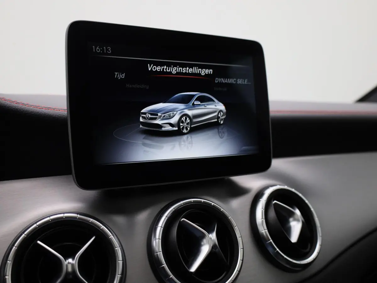 250 Sport 4MATIC Prestige AUTOMAAT | PANO | AMG | NAVIGATIE | CAMERA | CLIMA | CRUISE | LMV | LED | LEDER | PDC | 12 MAANDEN BOVAG GARANTIE |