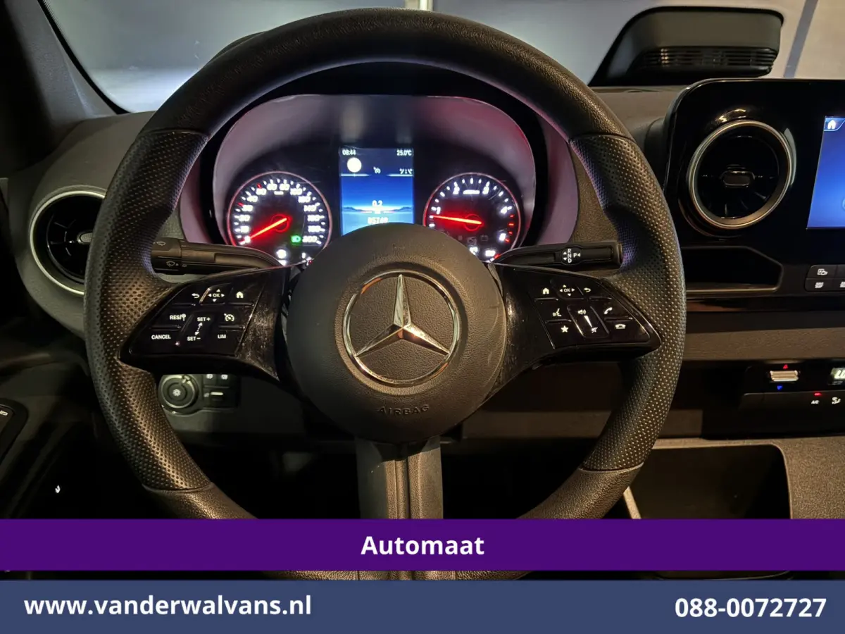 317 CDI 170pk 9G-Tronic Automaat L2H2 2025 model Euro6 Airco | Camera | Navigatie | Adaptieve Cruisecontrol | LED Chauffeursstoel, Stoelverwarming, Parkeersensoren, Bjrijdersbank
