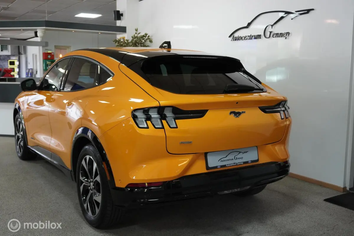 Premium AWD 75 kWh