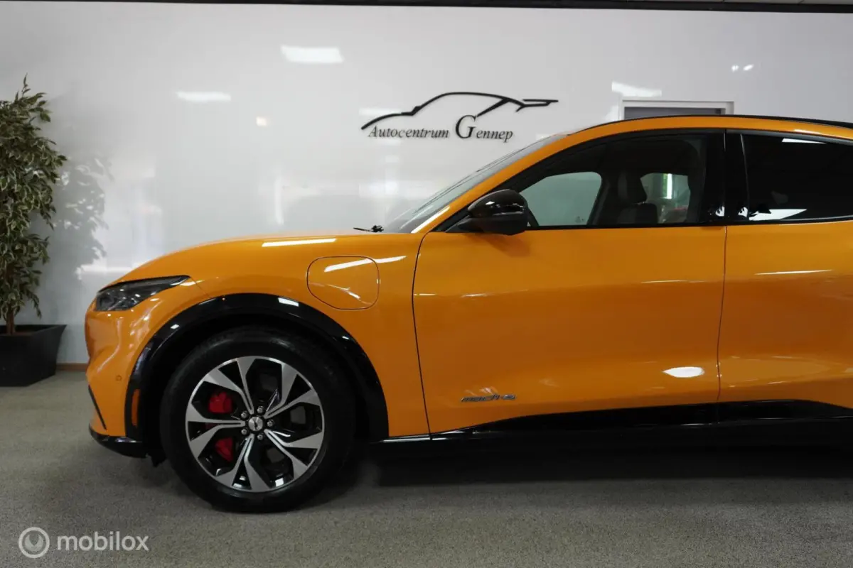Premium AWD 75 kWh