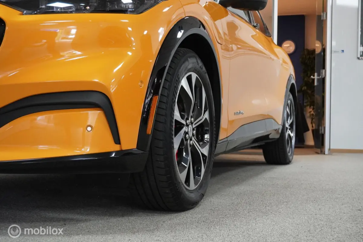 Premium AWD 75 kWh