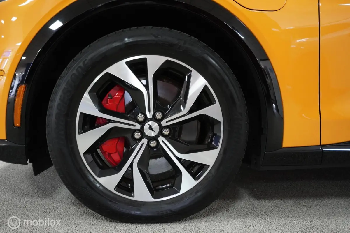 Premium AWD 75 kWh