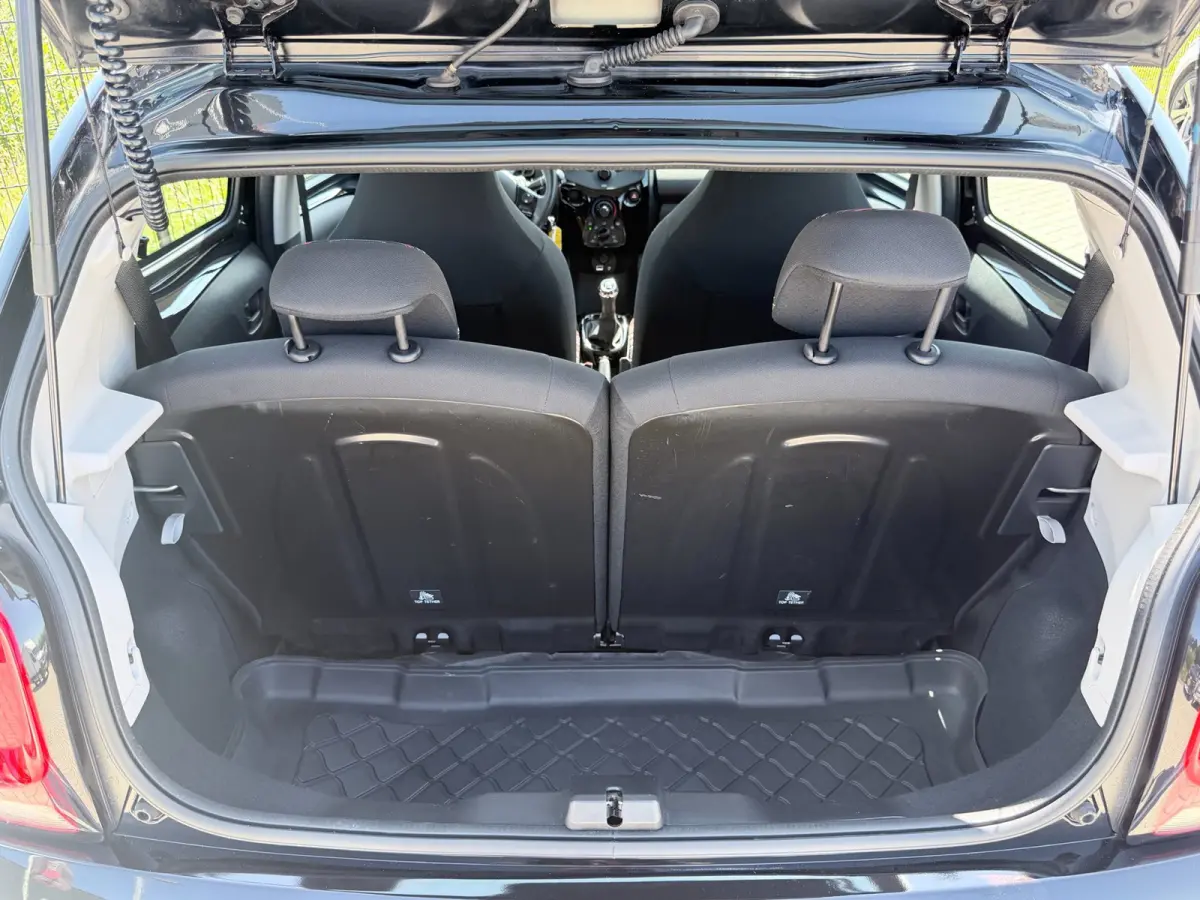 1.0 VTi Feel| Airco | Bluetooth | 5 deuren