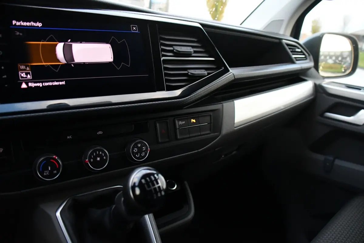 2.0 TDI L1H1 Bulli Virtual, Adaptieve Cruise, Carplay, 150PK, Sensoren, NAVI, LED, UNIEK!
