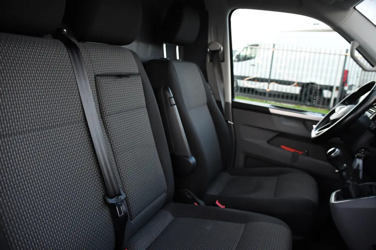 2.0 TDI L1H1 Bulli Virtual, Adaptieve Cruise, Carplay, 150PK, Sensoren, NAVI, LED, UNIEK!