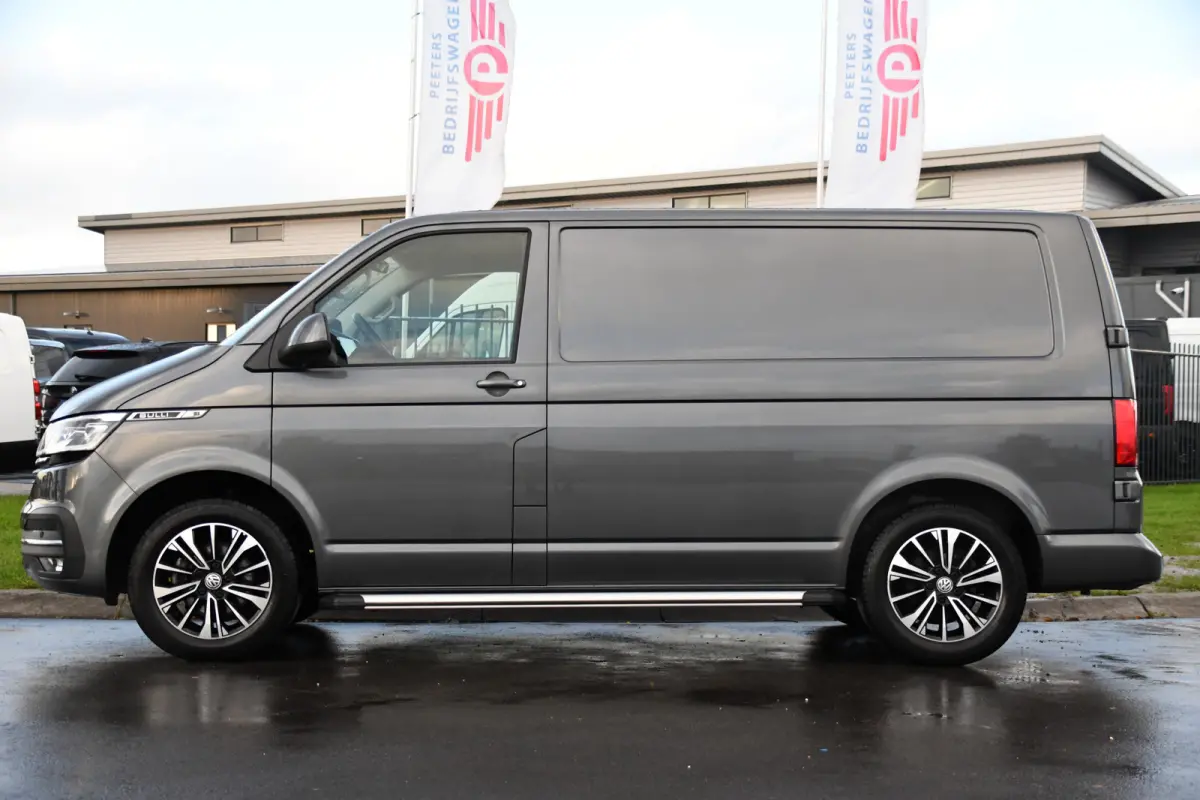 2.0 TDI L1H1 Bulli Virtual, Adaptieve Cruise, Carplay, 150PK, Sensoren, NAVI, LED, UNIEK!