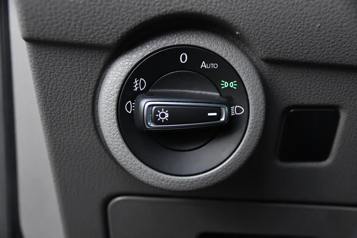 2.0 TDI L1H1 Bulli Virtual, Adaptieve Cruise, Carplay, 150PK, Sensoren, NAVI, LED, UNIEK!