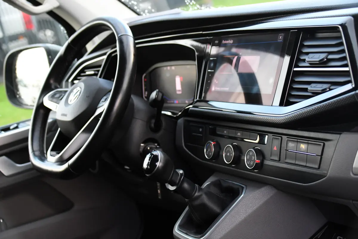 2.0 TDI L1H1 Bulli Virtual, Adaptieve Cruise, Carplay, 150PK, Sensoren, NAVI, LED, UNIEK!