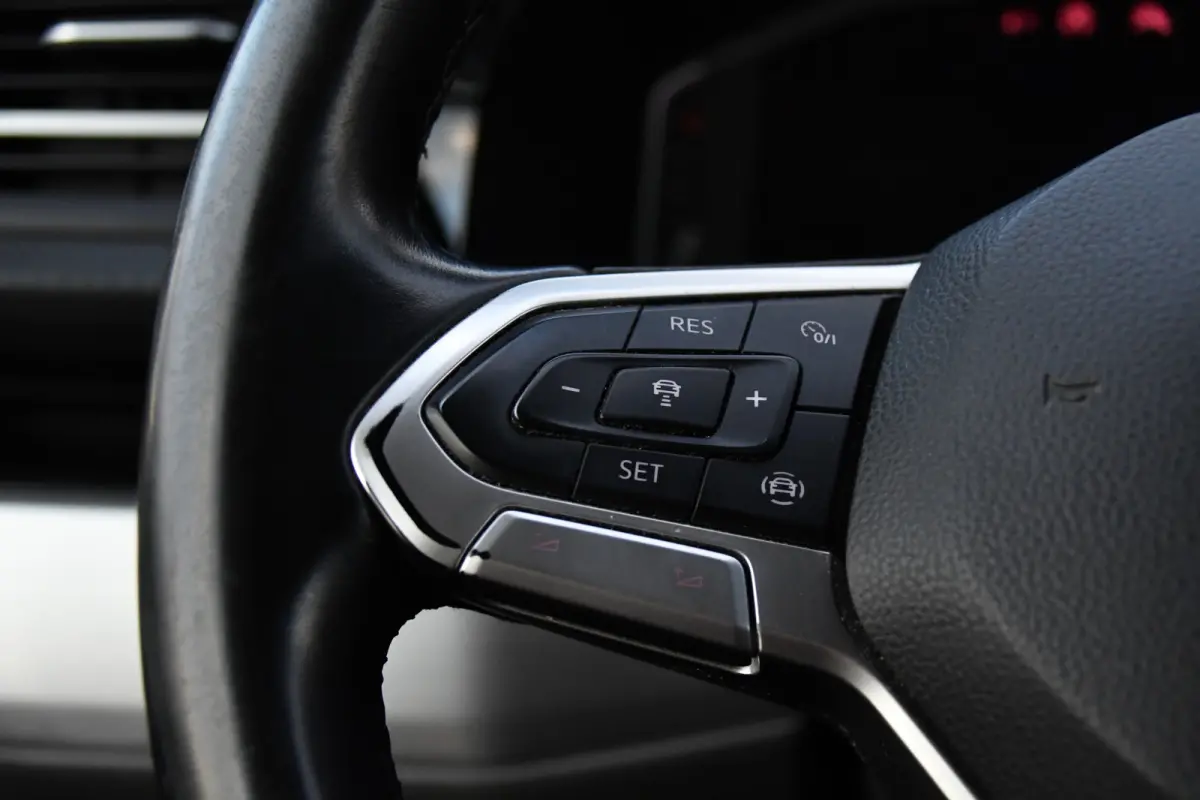2.0 TDI L1H1 Bulli Virtual, Adaptieve Cruise, Carplay, 150PK, Sensoren, NAVI, LED, UNIEK!