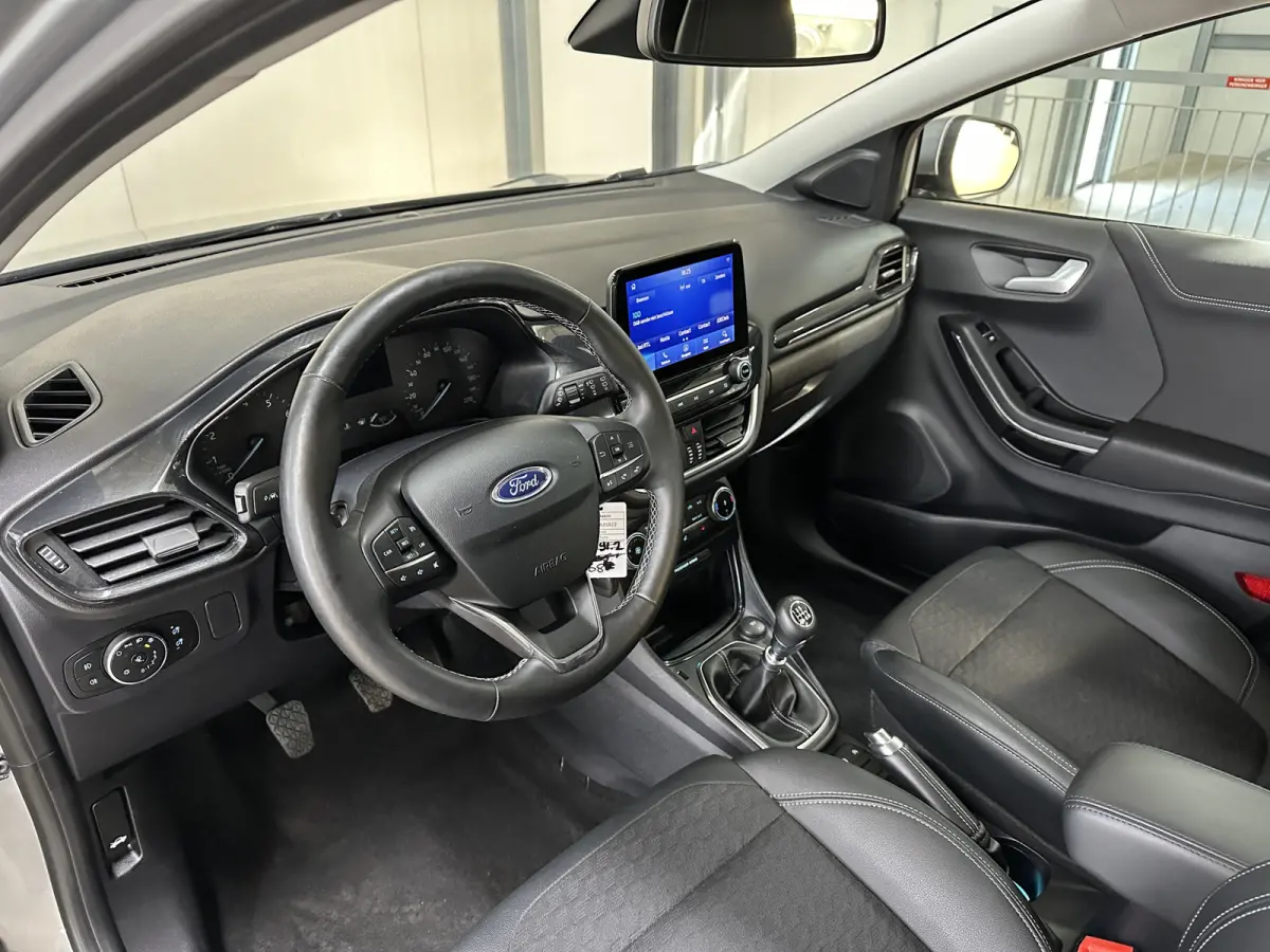 1.0 EcoBoost Titanium | Comfort- Winter pack |