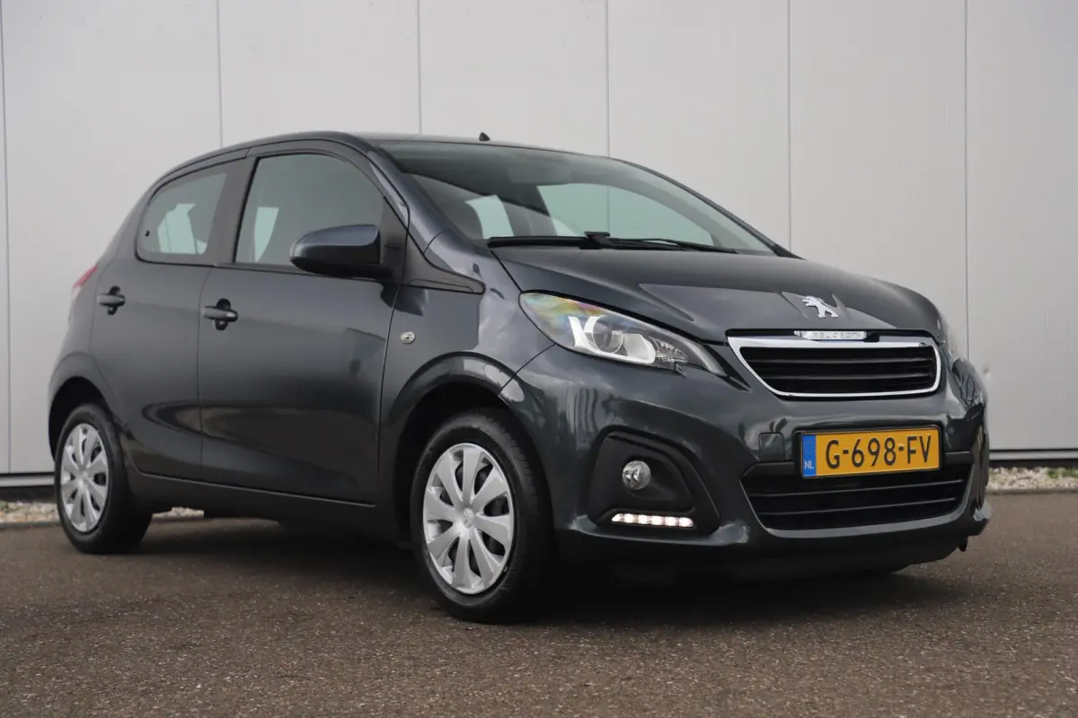 1.0 e-VTi Active NAP! Airco Radio Bluetooth Elektrische Ramen