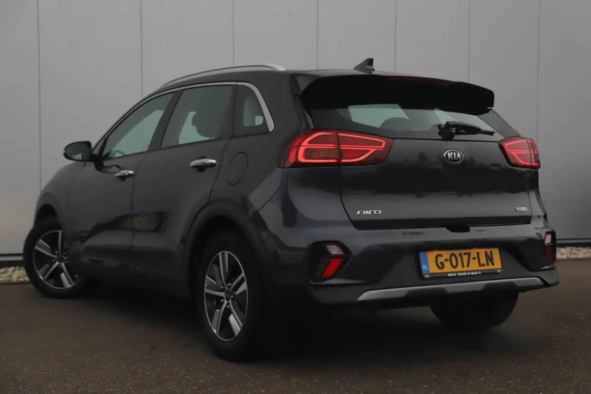 1.6 GDi Hybrid DynamicLine 140PK Automaat Half Leder Navigatie Camera Adaptive Cruise Clima Carplay Android