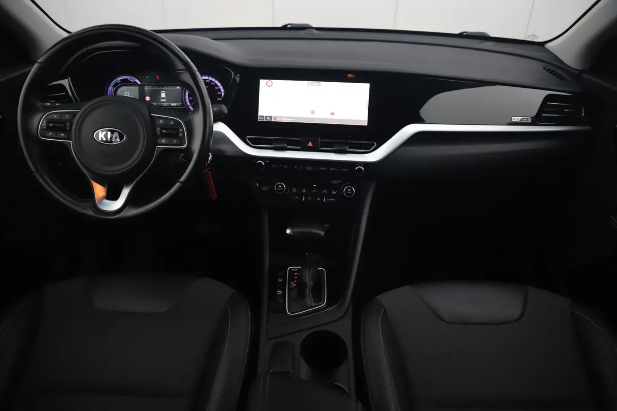 1.6 GDi Hybrid DynamicLine 140PK Automaat Half Leder Navigatie Camera Adaptive Cruise Clima Carplay Android