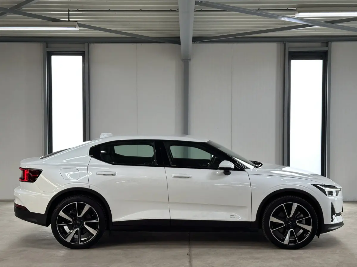 Standard Range Single Motor 63kWh