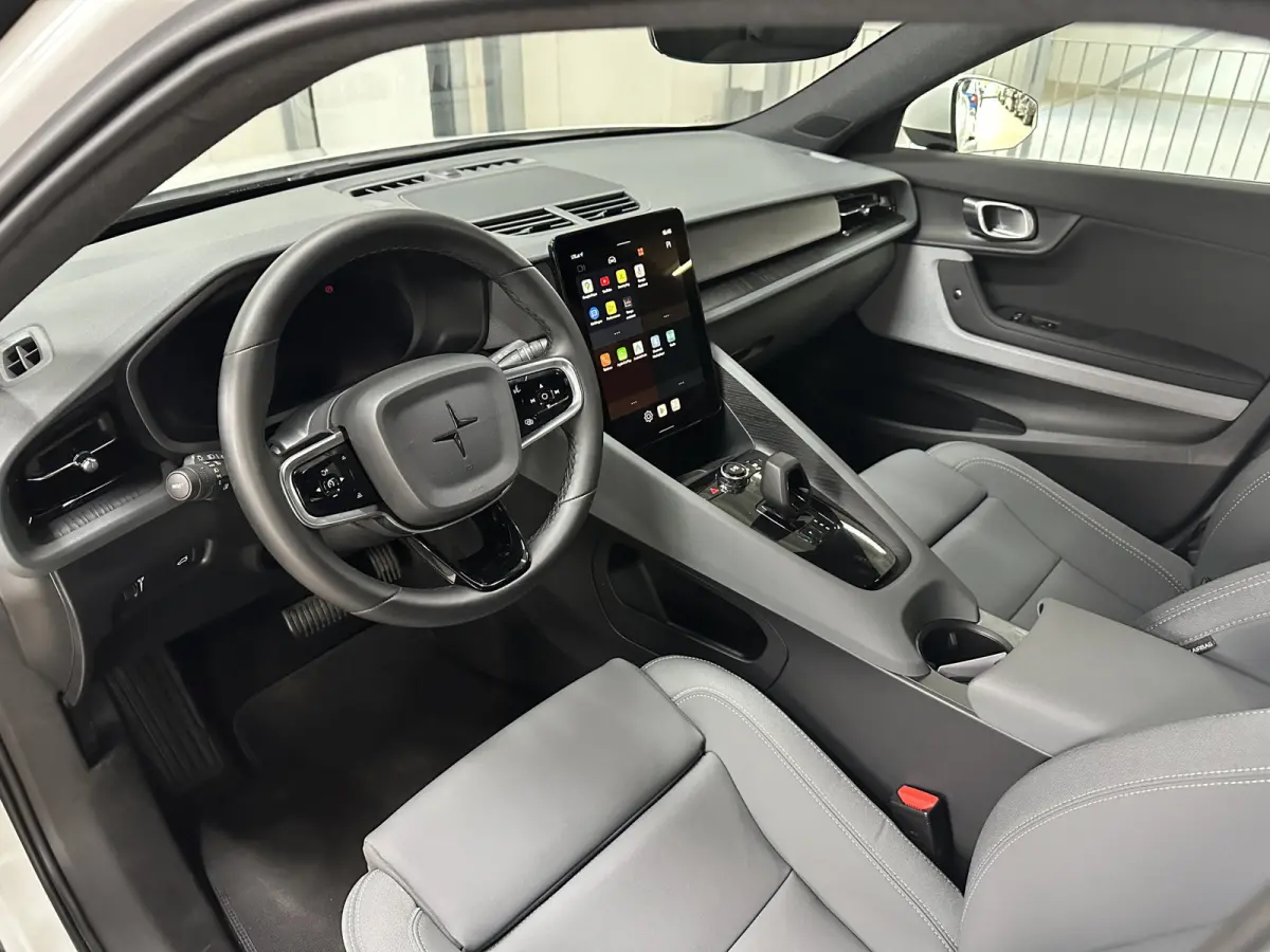 Standard Range Single Motor 63kWh