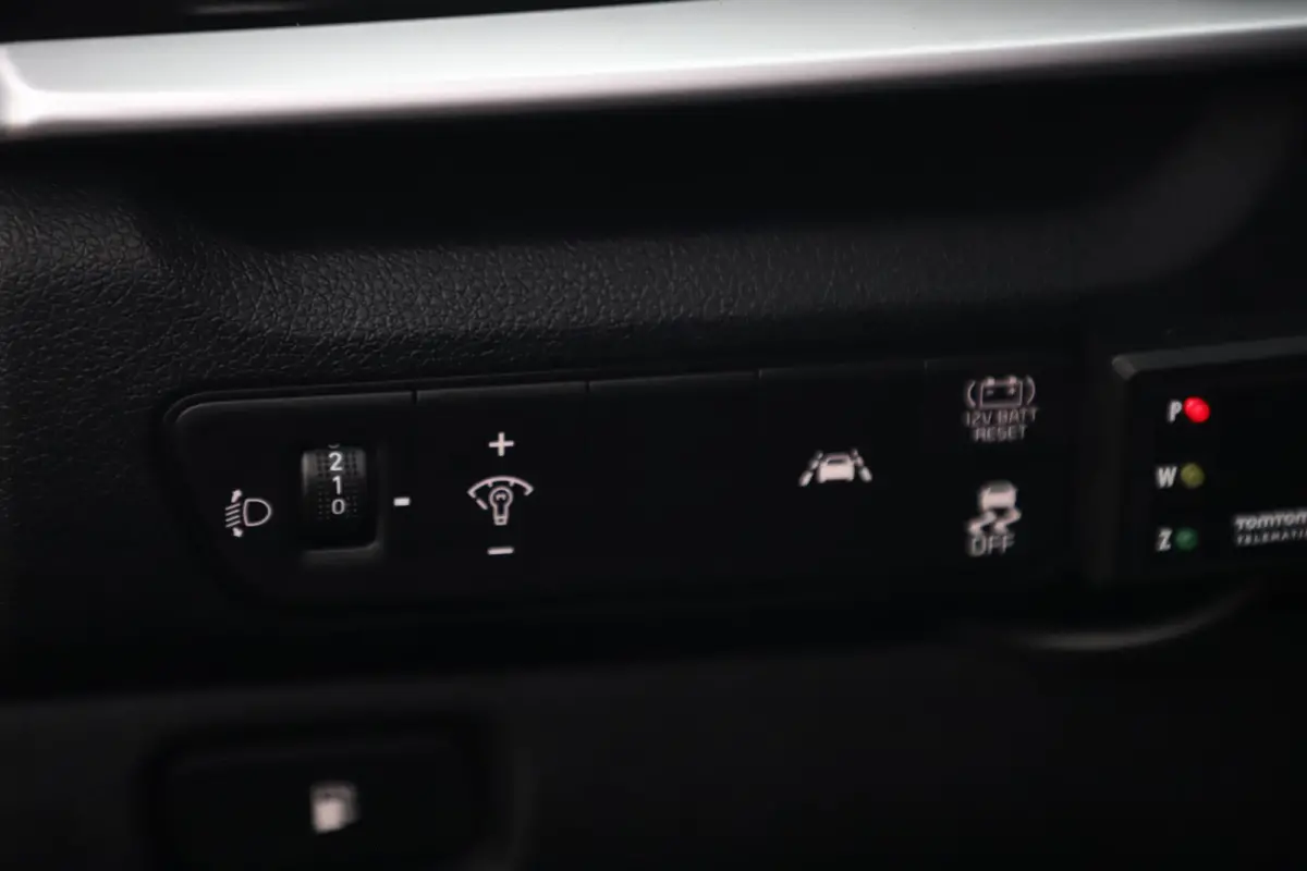 1.6 GDi Hybrid DynamicLine 140PK Automaat Half Leder Navigatie Camera Clima Adaptive Cruise Lane Assist