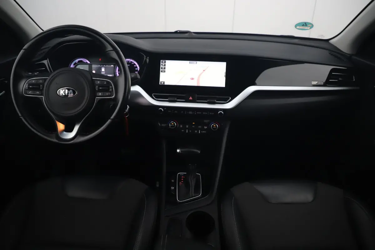 1.6 GDi Hybrid DynamicLine 140PK Automaat Half Leder Navigatie Camera Clima Adaptive Cruise Lane Assist