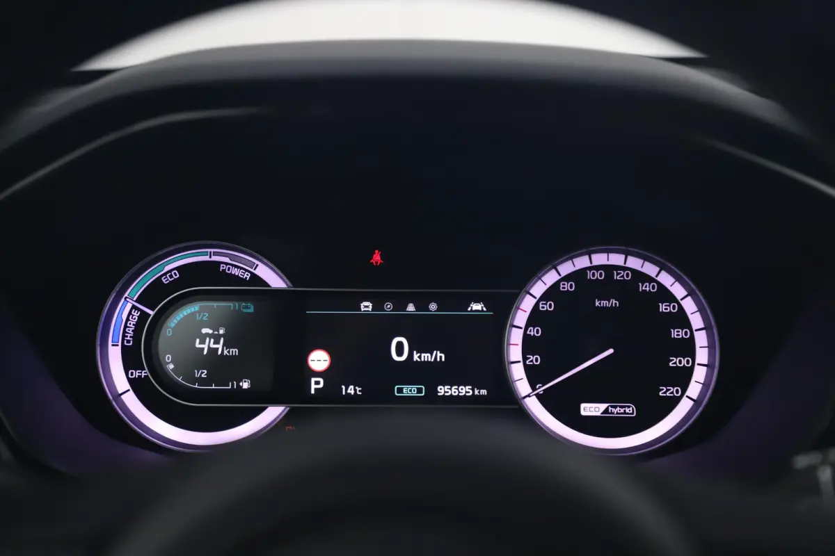 1.6 GDi Hybrid DynamicLine 140PK Automaat Half Leder Navigatie Camera Clima Adaptive Cruise Lane Assist