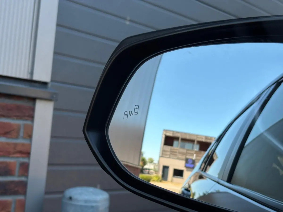 2.5 Hybrid Executive ✅ Pano ✅ Leder ✅ 360Cam