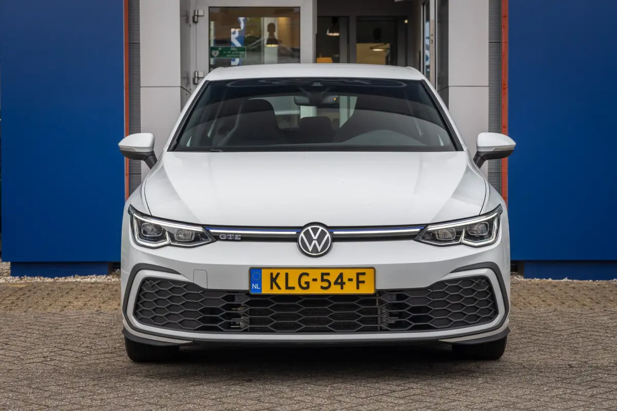 1.4 eHybrid GTE PHEV 245PK | Stoel+stuur verwarming | Cruise adaptief | Apple Carplay/Android Auto | 18'' | Digitaal dashboard | Keyless | Apple Carplay/Android Auto|telefoonintegratie premi